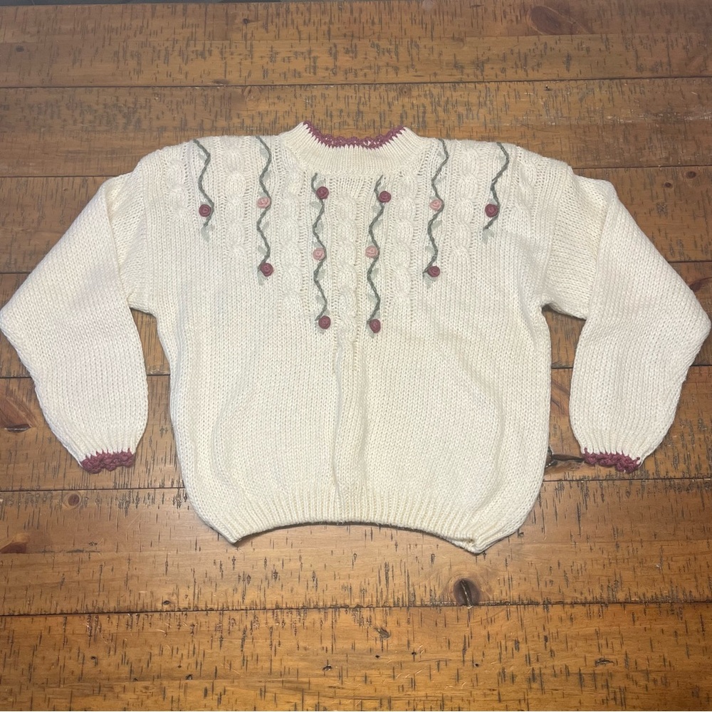 Vintage 90s Floral Cable Knit‎ Sweater by Maggie Lawrence